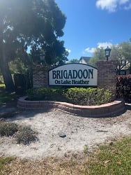 16634 Brigadoon Dr - Tampa, FL