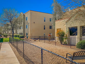 Pavilions At Pantano Apartments - Tucson, AZ