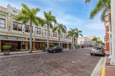 2260 First St #204 - Fort Myers, FL