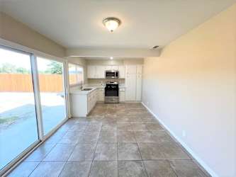 1615 American Dr - Riverside, CA