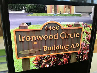 4460 Ironwood Cir unit 406 - Bradenton, FL