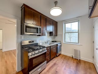 5045 N Central Park Ave - Chicago, IL