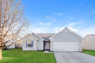 11611 Stoeppelwerth Drive - Indianapolis, IN