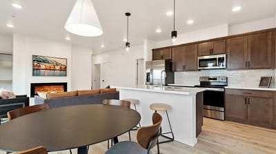 CentrePark Flats Apartments - Bozeman, MT