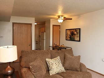 Alexandra Apartments - Cedar Rapids, IA