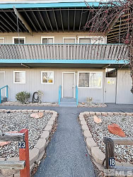 510 Country Village Dr #18 - Carson City, NV