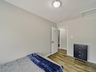 Room For Rent - Arlington, TX