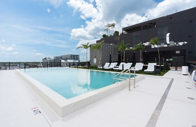 WYND 27 & 28 Apartments - Miami, FL