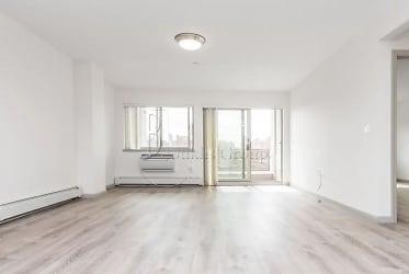 14-45 31st Ave unit 5A - Queens, NY