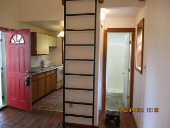 1443 W 11th Ave unit 3 - Eugene, OR