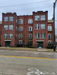 423 E Chicago St F Apartments - Elgin, IL