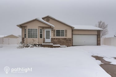 510 N 30Th Ave Ct - Greeley, CO