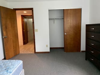 IST2 R Apartments - Ithaca, NY
