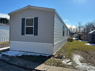 2121 Panhandle Rd #69 - Delaware, OH