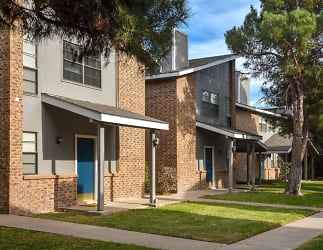 Country Crest Townhomes Apartments - Odessa, TX