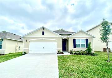 160 Victoria Oaks Blvd - Deland, FL