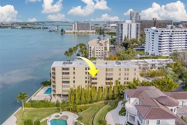 602 Lime Ave #404 - Clearwater, FL