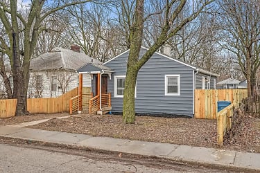 4249 Ralston Ave - Indianapolis, IN