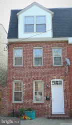 219 S Regester St - Baltimore, MD
