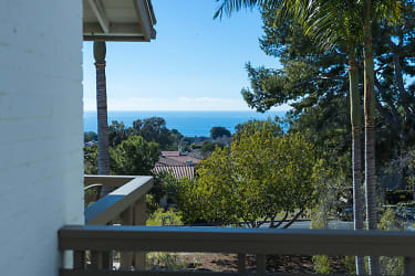 Lunada Bay Apartments - Palos Verdes Estates, CA