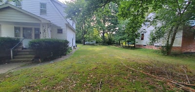 1357 Brookline Rd - South Euclid, OH