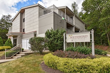 Southwind Apartments - Wallingford, CT