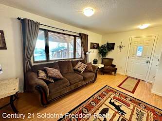 1105 Angler Dr - Kenai, AK