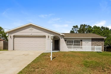 2483 Amherst Ave - Spring Hill, FL