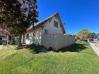 702 Beverly Ave - Capitola, CA