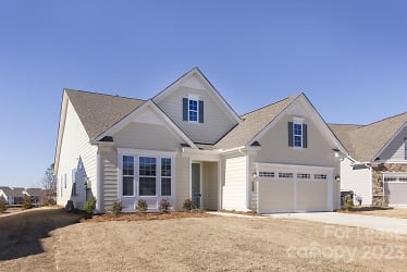 5010 Lively Ct - Mint Hill, NC