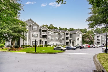Muirfield Village Apartments - Raleigh, NC