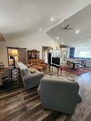 10950 N Lakeview Dr - Living Room (1).jpg