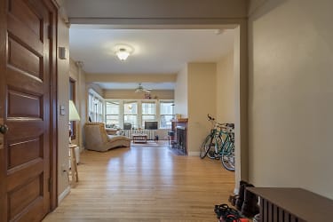 216 Campbell St unit 1A - Madison, WI