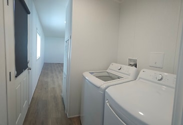 340 N 12th W Apartments - Rexburg, ID