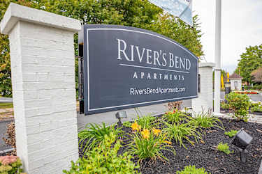 Rivers Bend Apartments - Windsor, CT