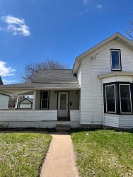 313 7th Ave SE - Rochester, MN