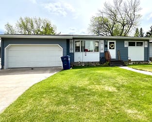 1328 Ave C NW - Great Falls, MT