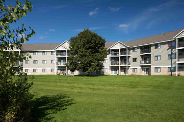 Wellington Ridge Apartments - Coon Rapids, MN