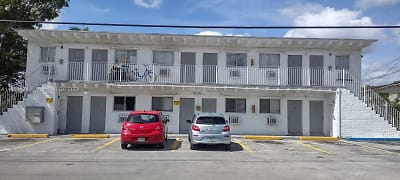 436 SW 8th Ave #1 - Homestead, FL
