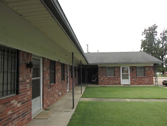 4721 S 10th St unit 2 - Fort Smith, AR