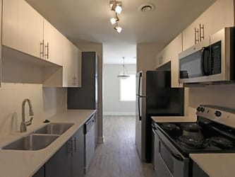 Phillips Place Apartments - Greensboro, NC