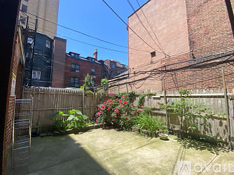 2125 Walnut St Unit 1 R - undefined, undefined