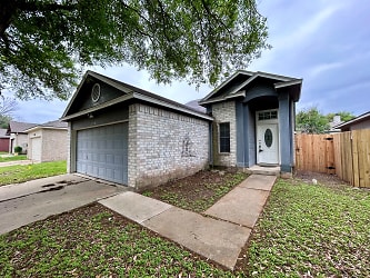 21218 Grand National Ave - Pflugerville, TX