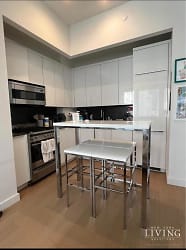 180 Water St unit as - New York, NY