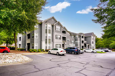 Muirfield Village Apartments - Raleigh, NC