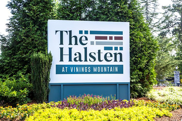 The Halsten At Vinings Mountain Apartments - Atlanta, GA