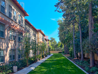 Avalon Encino Apartments - Encino, CA