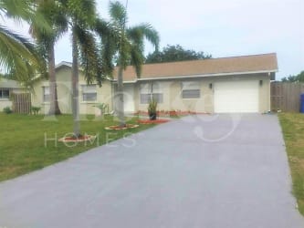 132 Heron Pkwy - Royal Palm Beach, FL