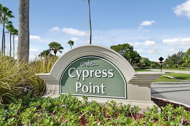160 Cypress Point Dr - Palm Beach Gardens, FL