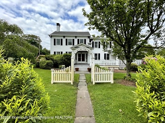 1234 Allaire Rd - Spring Lake, NJ